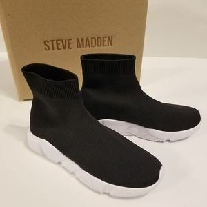 Steve Madden Taffey High Top Jogger Sneaker